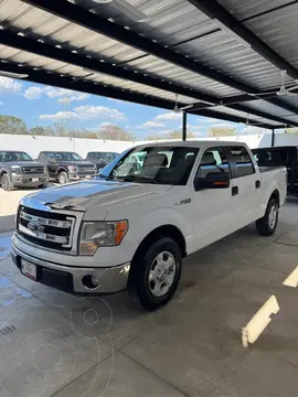 Ford Lobo XLT 4x2 Cabina Doble usado (2013) color Blanco precio $270,000