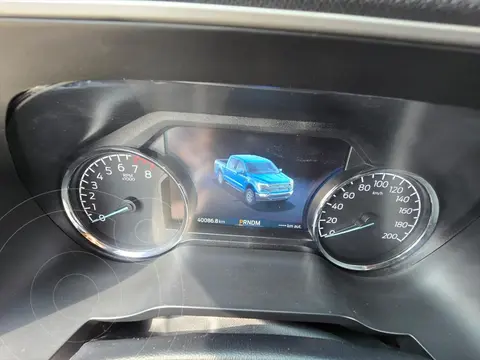 Ford Lobo Cabina Regular XLT 4x4 V8 usado (2023) color Blanco precio $819,000