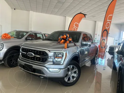 Ford Lobo Platinum usado (2022) color plateado precio $1,155,000