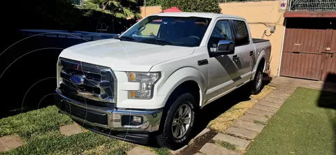 Ford Lobo XLT Crew Cab 4x4 V8 usado (2017) color Blanco Oxford precio $385,000