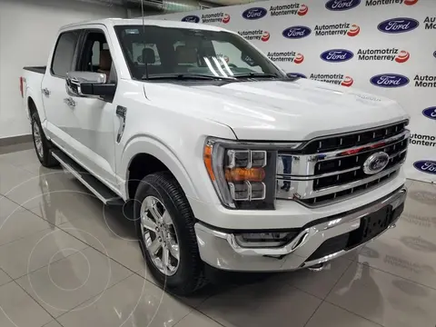 Ford Lobo Lariat Crew Cab 4x4 usado (2023) color Blanco precio $1,200,000