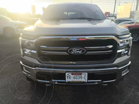 Ford Lobo Lariat usado (2024) color plateado precio $1,150,000