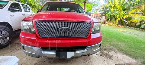 Ford Lobo Doble Cabina XLT 4x2 V8 usado (2005) color Rojo precio $140,000