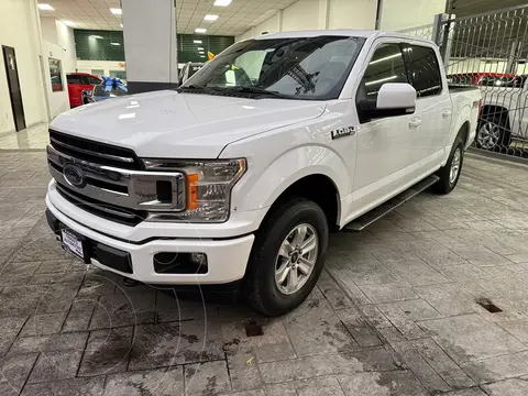 Ford Lobo Doble Cabina XLT 4x4 V8 usado (2018) color Blanco precio $499,900