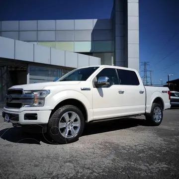 Ford Lobo Platinum 4x4 Cabina Doble usado (2018) color Blanco financiado en mensualidades(enganche $161,056 mensualidades desde $17,571)