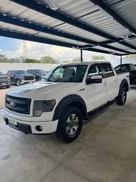 Ford Lobo Lariat 4x4 Cabina Doble usado (2013) color Blanco precio $330,000