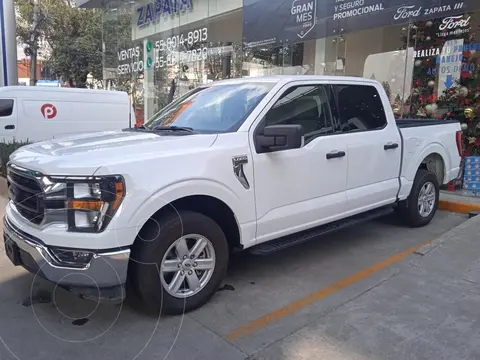 Ford Lobo XLT nuevo color Blanco Oxford precio $953,636