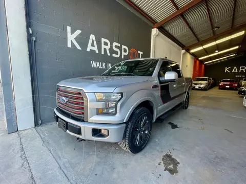 Ford Lobo Doble Cabina Lariat 4x4 usado (2017) color plateado financiado en mensualidades(enganche $213,167 mensualidades desde $15,537)