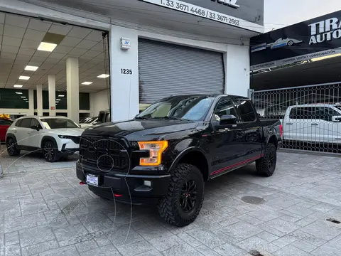 Ford Lobo Platinum Crew Cab 4x4 usado (2016) color Negro precio $569,900