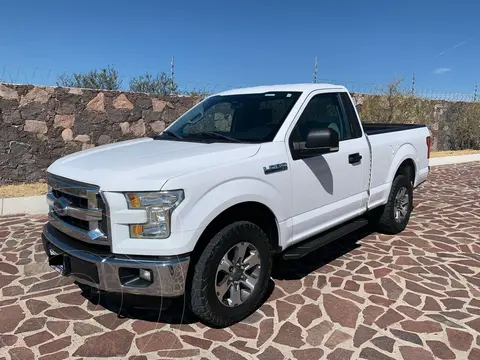 Ford Lobo XLT 4x4 Cabina Regular usado (2016) color Blanco precio $450,000