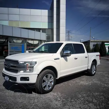 Ford Lobo Platinum 4x4 Cabina Doble usado (2018) color Blanco financiado en mensualidades(enganche $153,440 mensualidades desde $16,740)