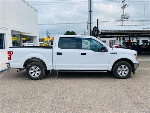 Ford Lobo XLT CREW CAB 4X2 5.0L V8 usado (2020) color Blanco precio $760,000