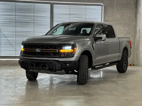 Ford Lobo Tremor High usado (2025) color Gris precio $1,572,100