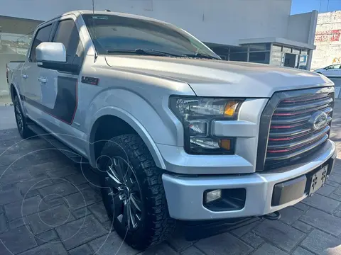 Ford Lobo Lariat Crew Cab 4x4 usado (2017) color Plata precio $500,000