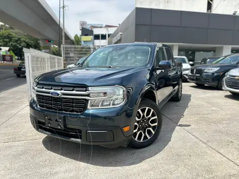 Ford Maverick Lariat usado (2022) color Azul Oscuro precio $569,000