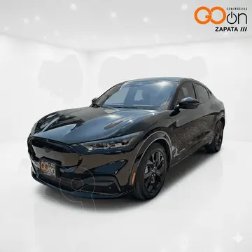 Ford Mustang premium usado (2023) color FORM NEGRO OCASO precio $800,000