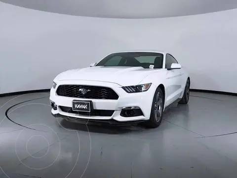 Ford Mustang Coupe 3.7L V6 Aut usado (2015) color Blanco precio $418,999