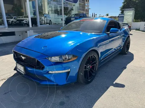 Ford Mustang GT 5.0L V8 usado (2021) color Azul Relampago financiado en mensualidades(enganche $196,000 mensualidades desde $25,798)