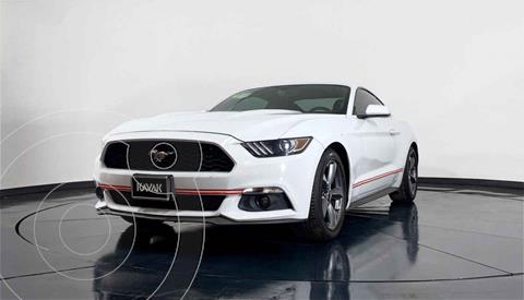 foto Ford Mustang ST Coupé 3.7L V6 usado (2016) color Blanco precio $439,999