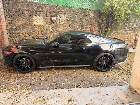 Ford Mustang EcoBoost Aut usado (2017) color Negro precio $300,000