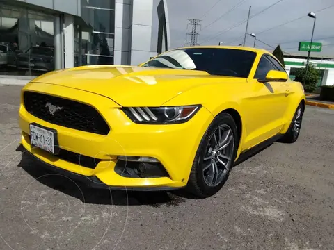 Ford Mustang EcoBoost Aut usado (2016) color Amarillo precio $328,000