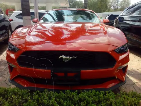 Ford Mustang ECOBOOST FASTBACK AT 2.3L usado (2022) color Rojo precio $840,000