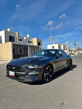 Ford Mustang EcoBoost Aut usado (2019) color Gris precio $390,000