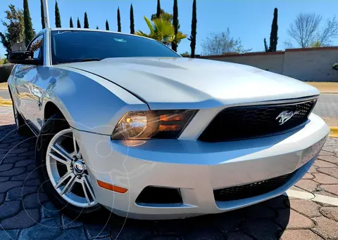 Ford Mustang Coupe Lujo 3.7L V6 Aut usado (2012) color Plata precio $250,000