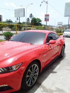 foto Ford Mustang Automático usado (2017) color Rojo precio u$s37.000