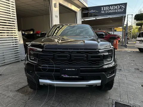 Ford Ranger Raptor 4x4 usado (2024) color Negro financiado en mensualidades(enganche $240,000 mensualidades desde $33,372)