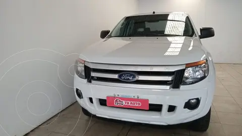 Ford Ranger XLS 3.2L 4x2 TDi CD Aut usado (2015) color Blanco Oxford financiado en cuotas(anticipo $7.440.000 cuotas desde $232.500)