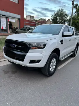 Ford Ranger XL 2.2L 4x2 TDi CD Safety 2015/2016 usado (2017) color Blanco precio $28.000.000