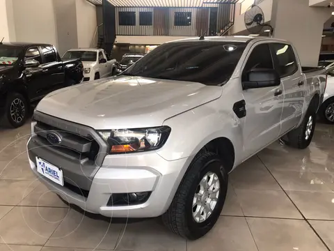 Ford Ranger XLS 3.2L 4x2 TDi CD usado (2017) color Gris precio $23.800.000