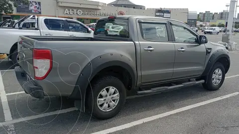 Ford Ranger XLS 3.2L 4x2 TDi CD Aut usado (2015) color Gris Mercurio precio $28.000.000
