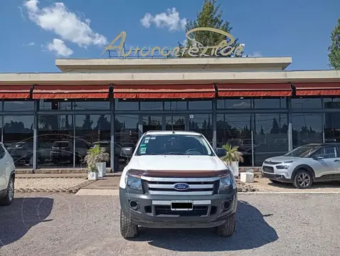 Ford Ranger RANGER 2.2 TDI SC 4X2 L/12 XL SAF. usado (2014) color Blanco precio u$s19.000