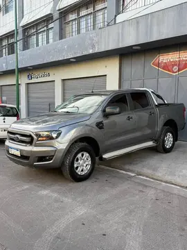Ford Ranger RANGER 3.2 TDI DC 4X2 L/16 XLS usado (2017) color Gris precio $24.000.000