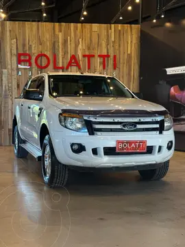 Ford Ranger RANGER 3.2 TDI DC 4X2 L/12 XLS usado (2013) color Blanco precio $22.000.000