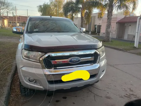 Ford Ranger XLS 3.2L 4x4 TDi CD  2015/2016 usado (2016) color Gris Mercurio precio $27.000.000