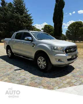 Ford Ranger RANGER 3.2 TDI DC 4X4 L/16 LTD AT usado (2018) color Gris precio $35.000.000