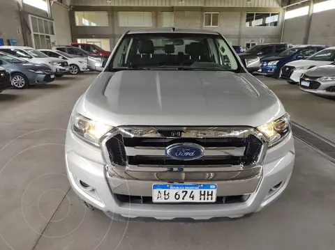 Ford Ranger RANGER 3.2 TDI DC 4X4 L/16 XLT usado (2017) color Gris precio $5.900.000