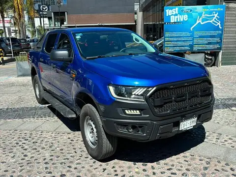 Ford Ranger XLT Gasolina 4x2 usado (2021) color Azul precio $440,000
