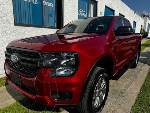 Ford Ranger XL Gasolina 4x2 usado (2024) color Rojo precio $610,000