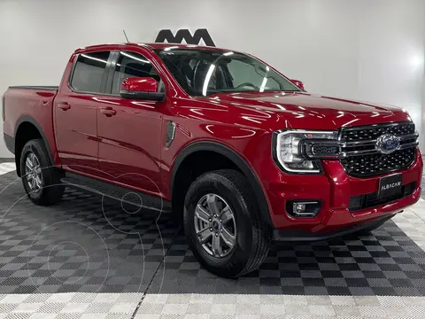 Ford Ranger XLT Gasolina 4x2 usado (2024) color Rojo precio $755,999
