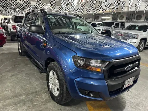 Ford Ranger XLT gasolina 4x2 Cabina Doble usado (2019) color Azul Marino precio $479,000