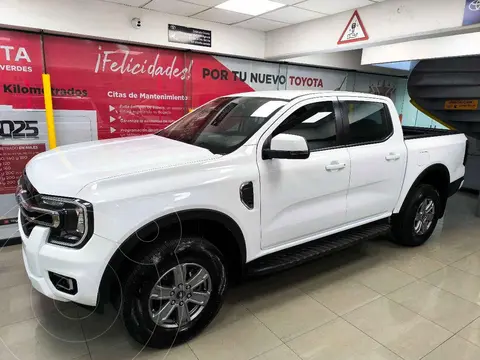 Ford Ranger XLT Gasolina 4x2 usado (2024) color Blanco financiado en mensualidades(enganche $152,900 mensualidades desde $15,083)