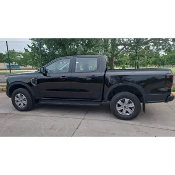 Ford Ranger XLT Diesel 4x4 usado (2024) color Negro precio $750,000