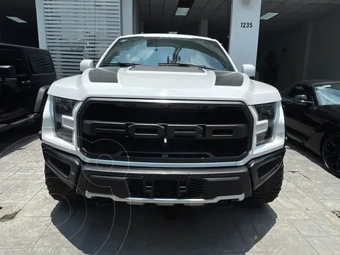Ford Raptor Raptor Cabina y Media 4x4 usado (2018) color Blanco financiado en mensualidades(enganche $220,000 mensualidades desde $31,853)