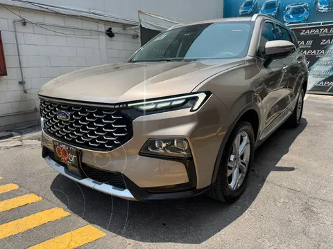 Ford Territory Trend usado (2023) color Dorado financiado en mensualidades(enganche $130,800 mensualidades desde $10,002)