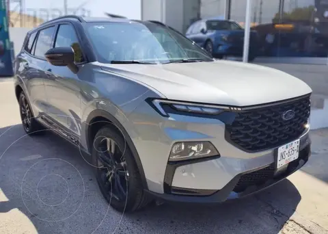 Ford Territory Dark Edition usado (2025) color Arena precio $598,000