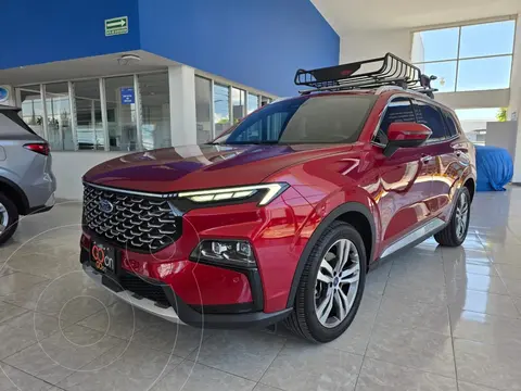 Ford Territory Titanium usado (2023) color Rojo financiado en mensualidades(enganche $128,075 mensualidades desde $9,794)